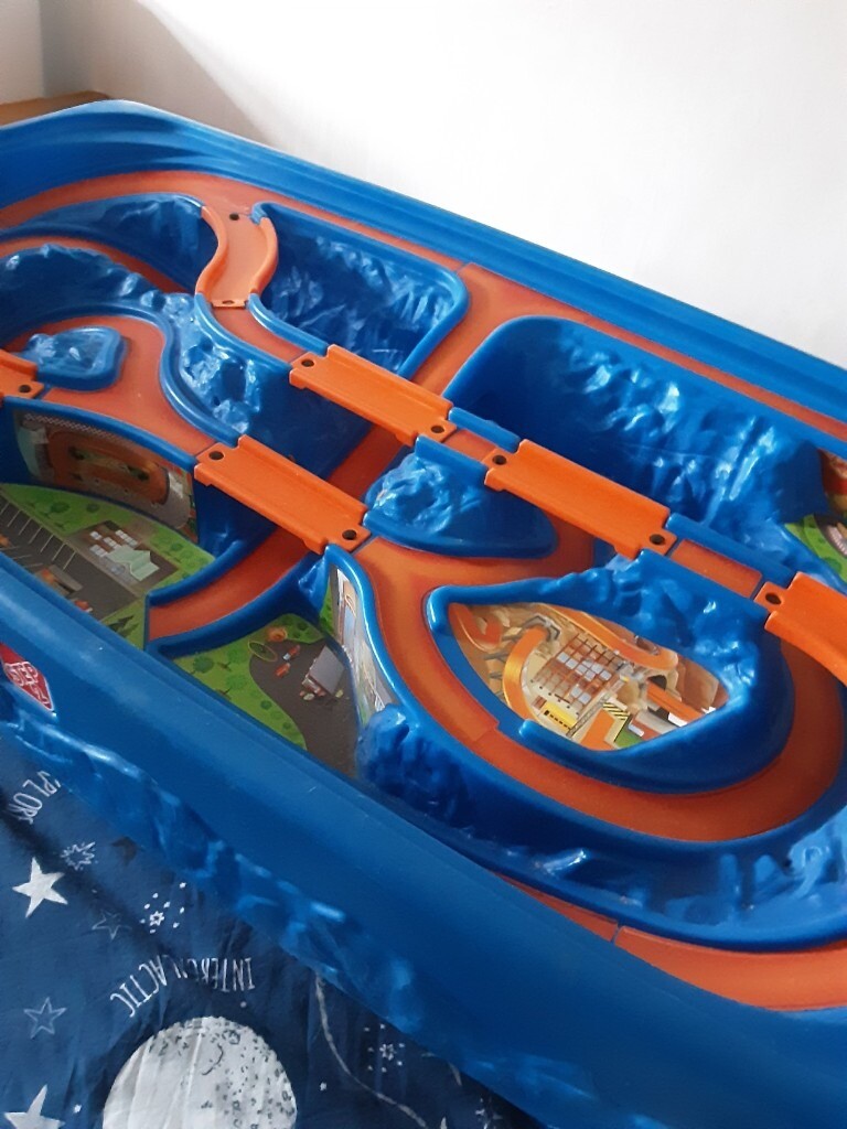 hot wheels play table